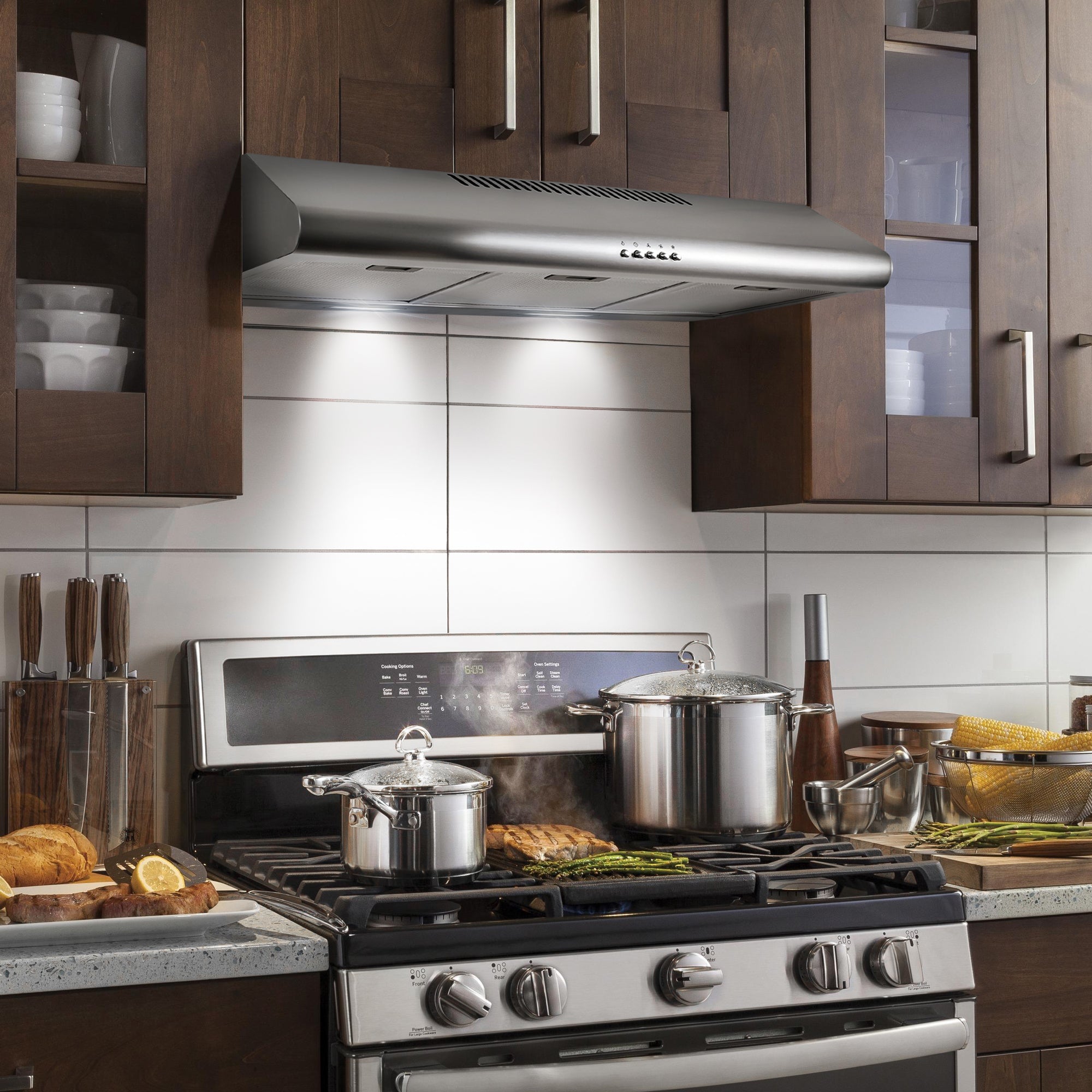 Cosmo Delta 36 in. Stainless Steel Under-Cabinet Range Hood | COS-5MU36