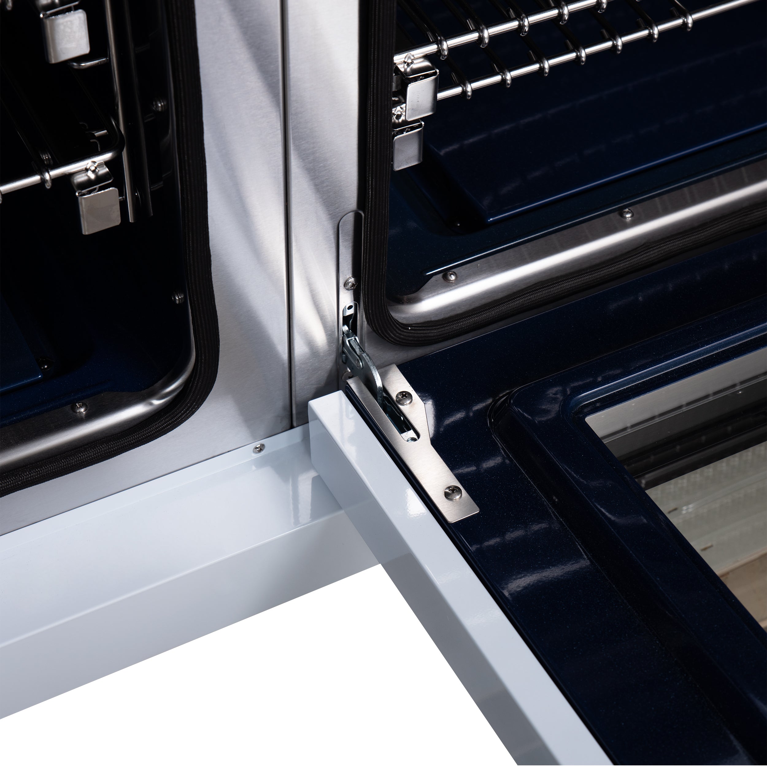 Forno Capriasca 48 in. 6.58 cu. ft. 8-Burner White French Door Dual Fuel Range with Antique Brass Accents | FFSGS6387-48WHT