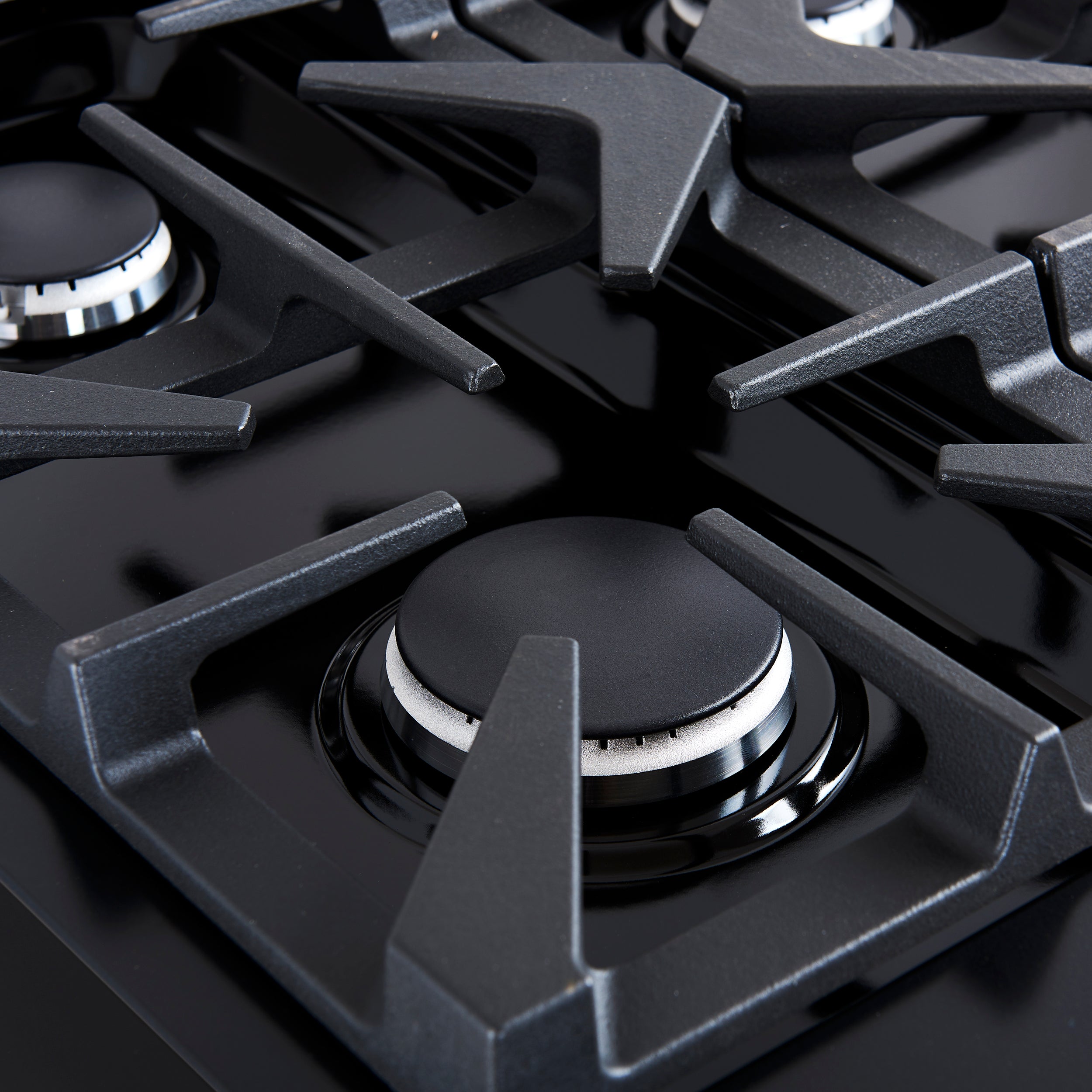 Forno Antico 36 in. 4.5 cu. ft. 6-Burner Black Gas Range with Antique Brass Accents | FFSGS6219-36BLK