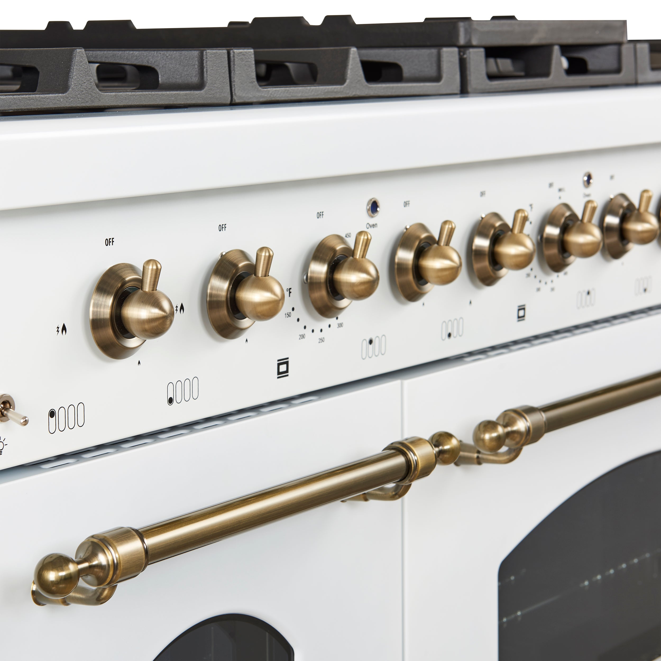Forno Antico 48 in. 5.5 cu. ft. 8-Burner White Gas Range with Antique Brass Accents | FFSGS6219-48WHT
