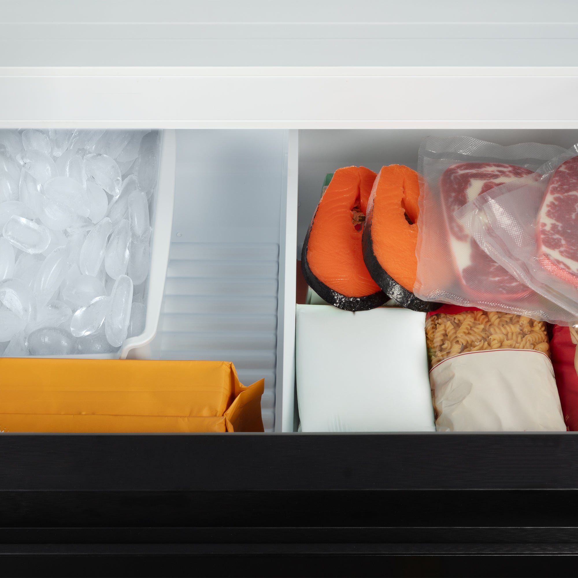 Cosmo Vista 36 in. 27.4 cu. ft. Black French Door Refrigerator with Recessed Handles and Ice Maker | COS-RFFV283RBK