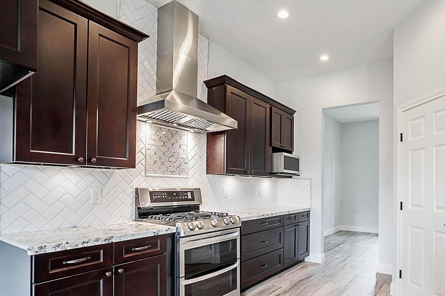 VICTORY Twister 42 in. 750 CFM Stainless Steel Wall Mount Range Hood