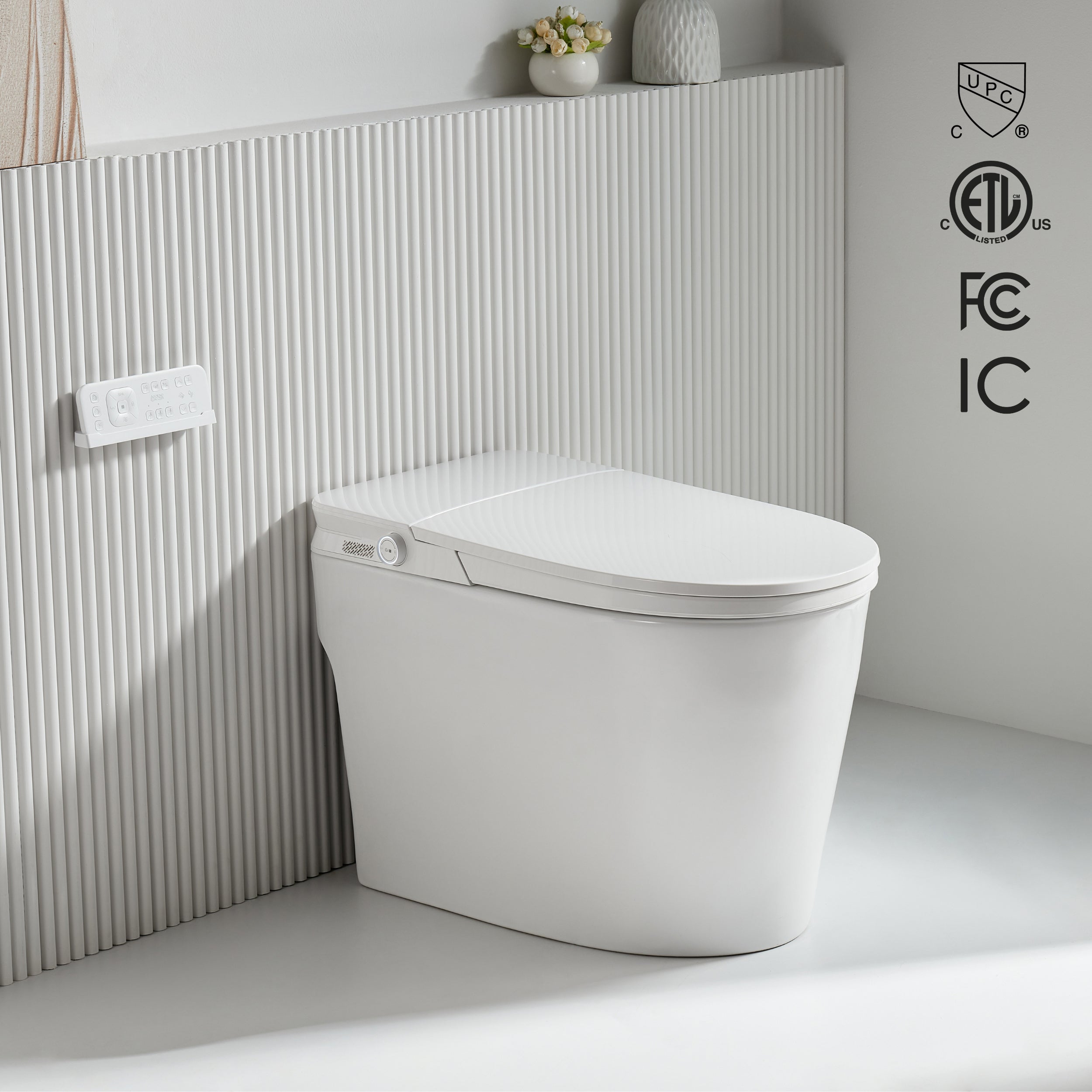 FORNO ACQUA Luxurious Super Smart Toilet. Includes Bidet, Heated Seat, Auto Flush, Auto Lid, Powerful Flush, Ideal for master bathrooms.