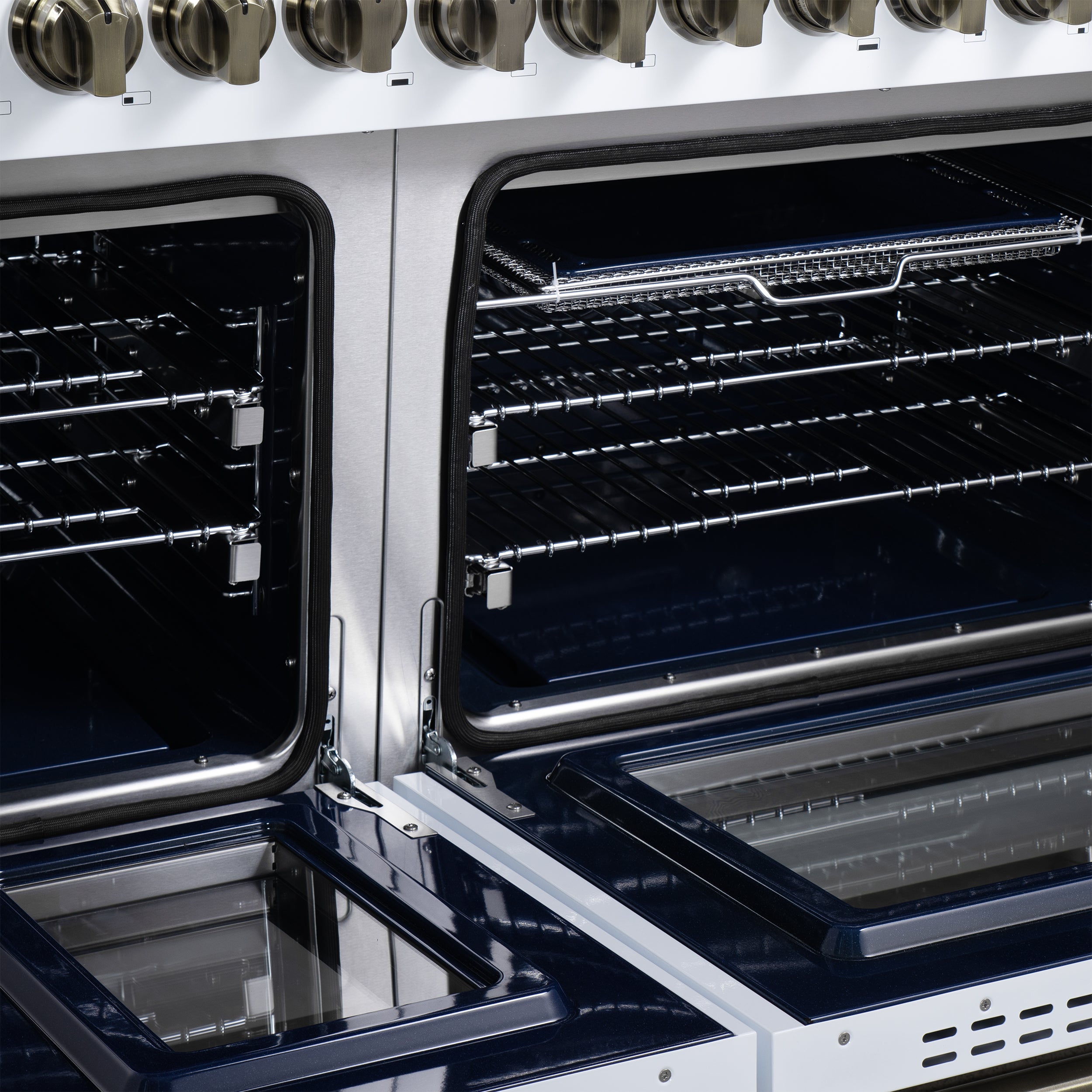 Forno Massimo 48 in. 6.58 cu. ft. 8-Burner White Gas Range with Antique Brass Accents | FFSGS6239-48WHT