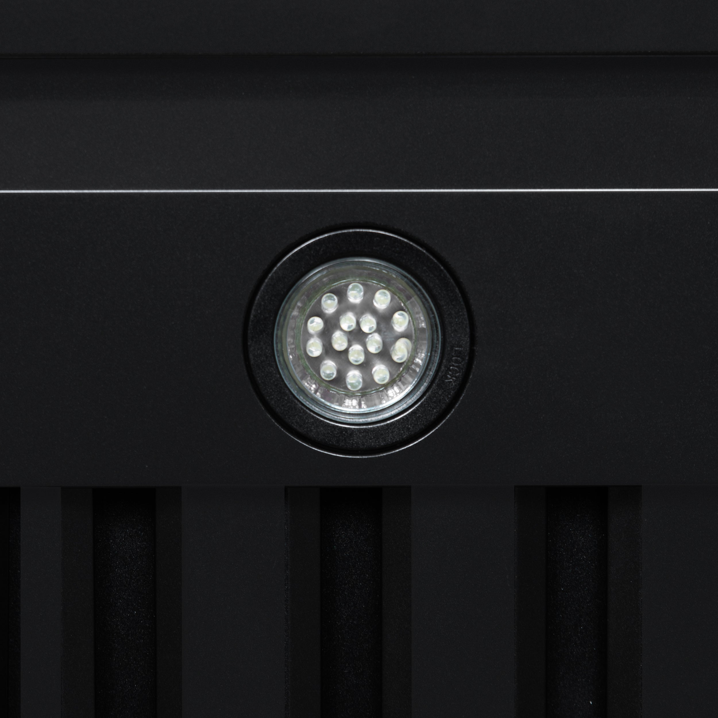 Forno Valente 36 in. 427 CFM Black Wall Mount Range Hood with Remote Control | FRHWM5099-36CPBLK